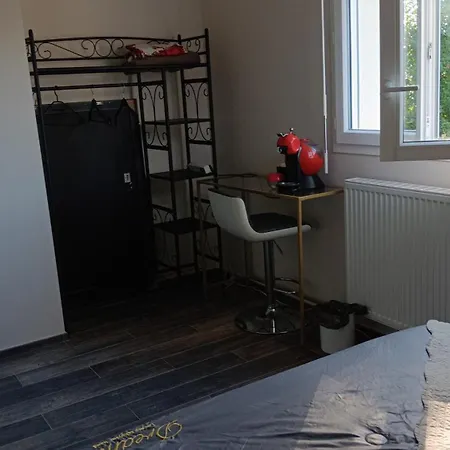 Bed & Breakfast Privee Dans Maison Familiale