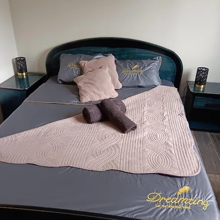 Privee Dans Maison Familiale * Charmes (Vosges)