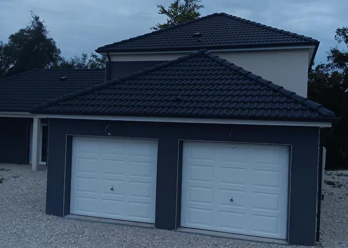 Bed & Breakfast Privee Dans Maison Familiale Charmes (Vosges)