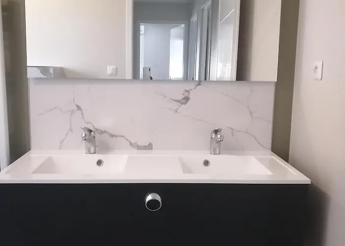 Privee Dans Maison Familiale Charmes (Vosges)